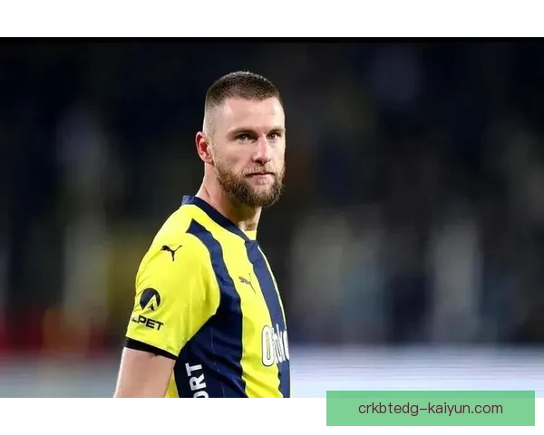 什克里尼亚尔状态持续稳定，近期在防线上的表现备受关注