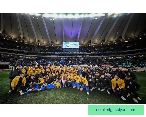 足球趣味问答引发足球迷热议，赛季关键数据与表现引人关注