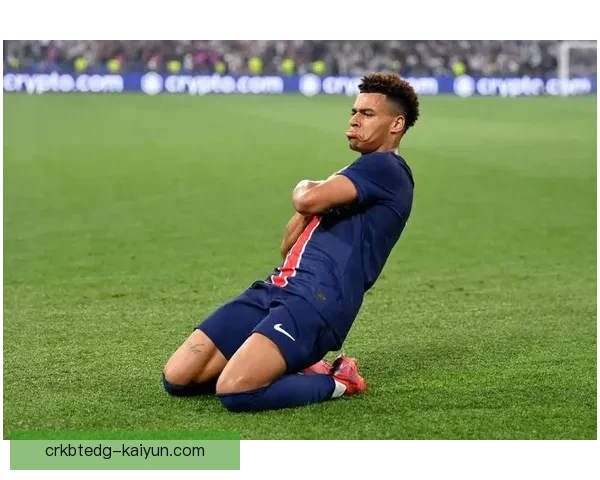 阿什拉夫长传精准技术持续提升，边路策应能力备受期待